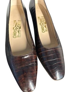 Salvatore Ferragamo Dark Brown Croc-Embossed Leather Flats